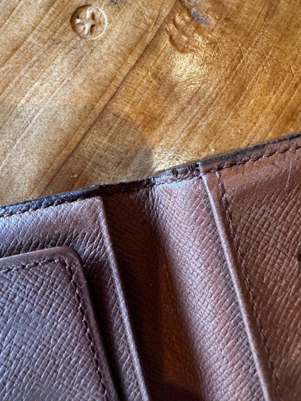 Authentic  Louis Vuitton Monogram Bill/ Card Holder brown monogram, wallet - Picture 14 of 16